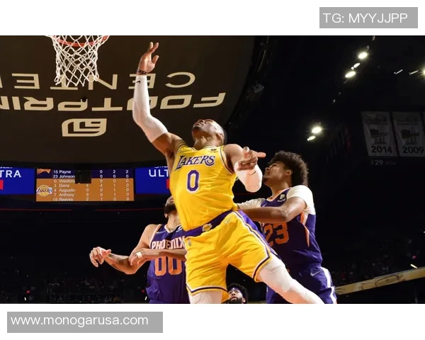 迈阿密热火加时赛逆袭洛杉矶湖人,终结对手五连胜势头! 迈阿密热火加时赛逆袭洛杉矶湖人,终结对手五连胜势头!